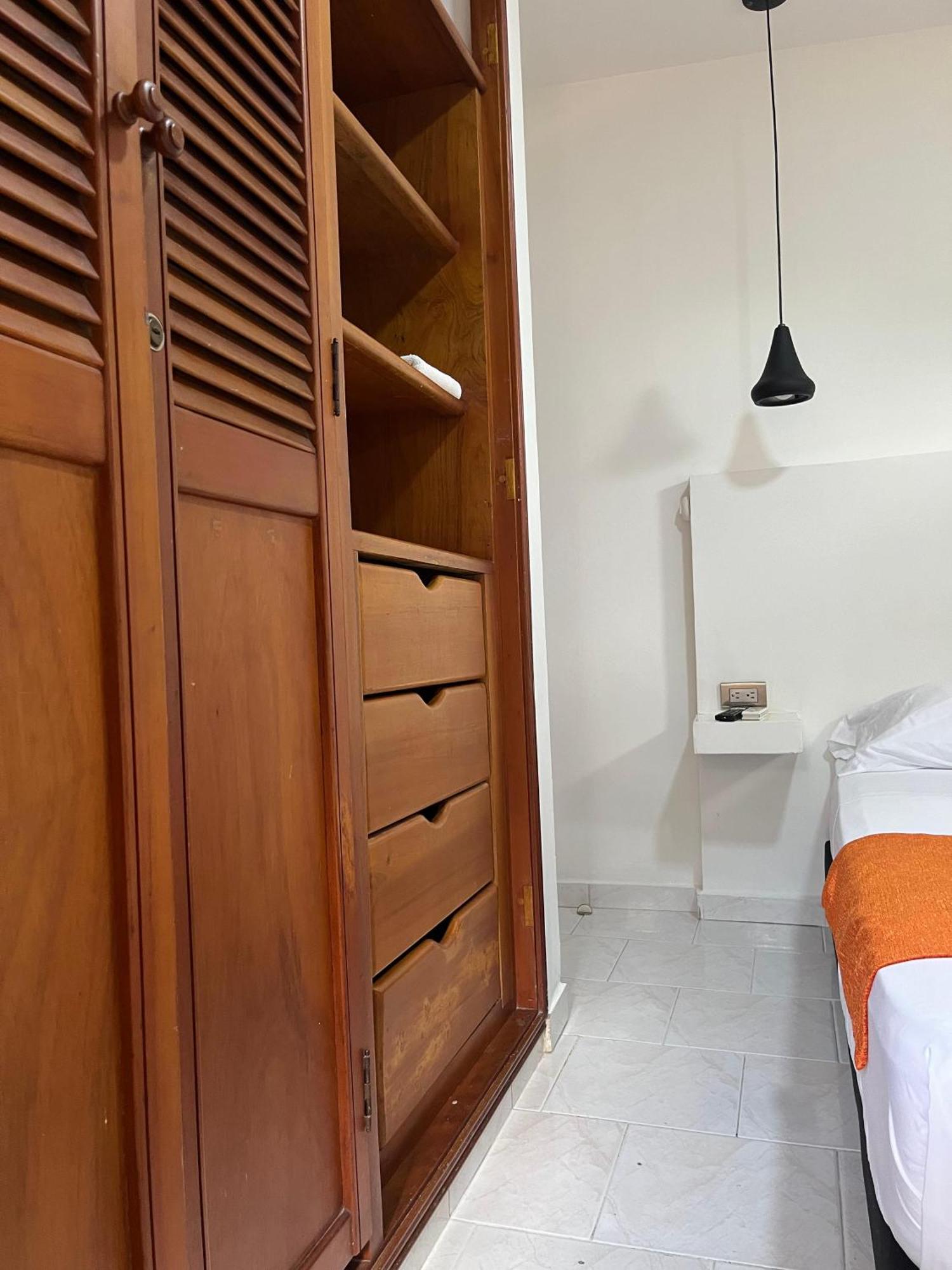 Hostel La 10B Kartagena Zewnętrze zdjęcie